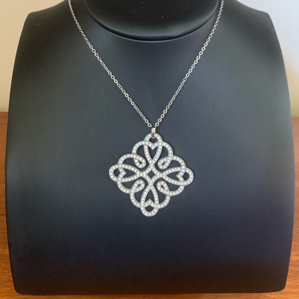 Stainless steel pendant with Swarovski Crystals